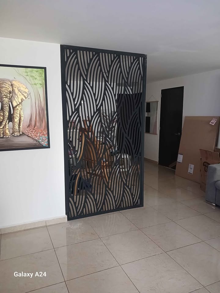 Paneles metálicos decorativos en Los Cabos