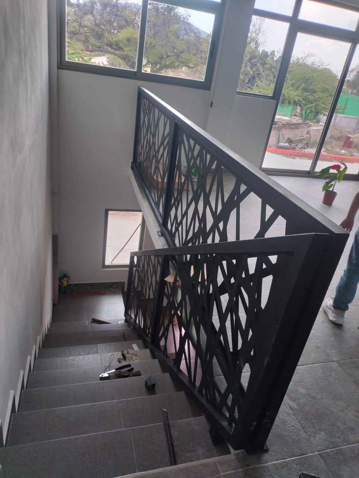 Celosias para escaleras en Los cabos