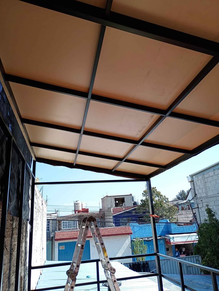 Instalación de estructuras metálicas en Los Cabos